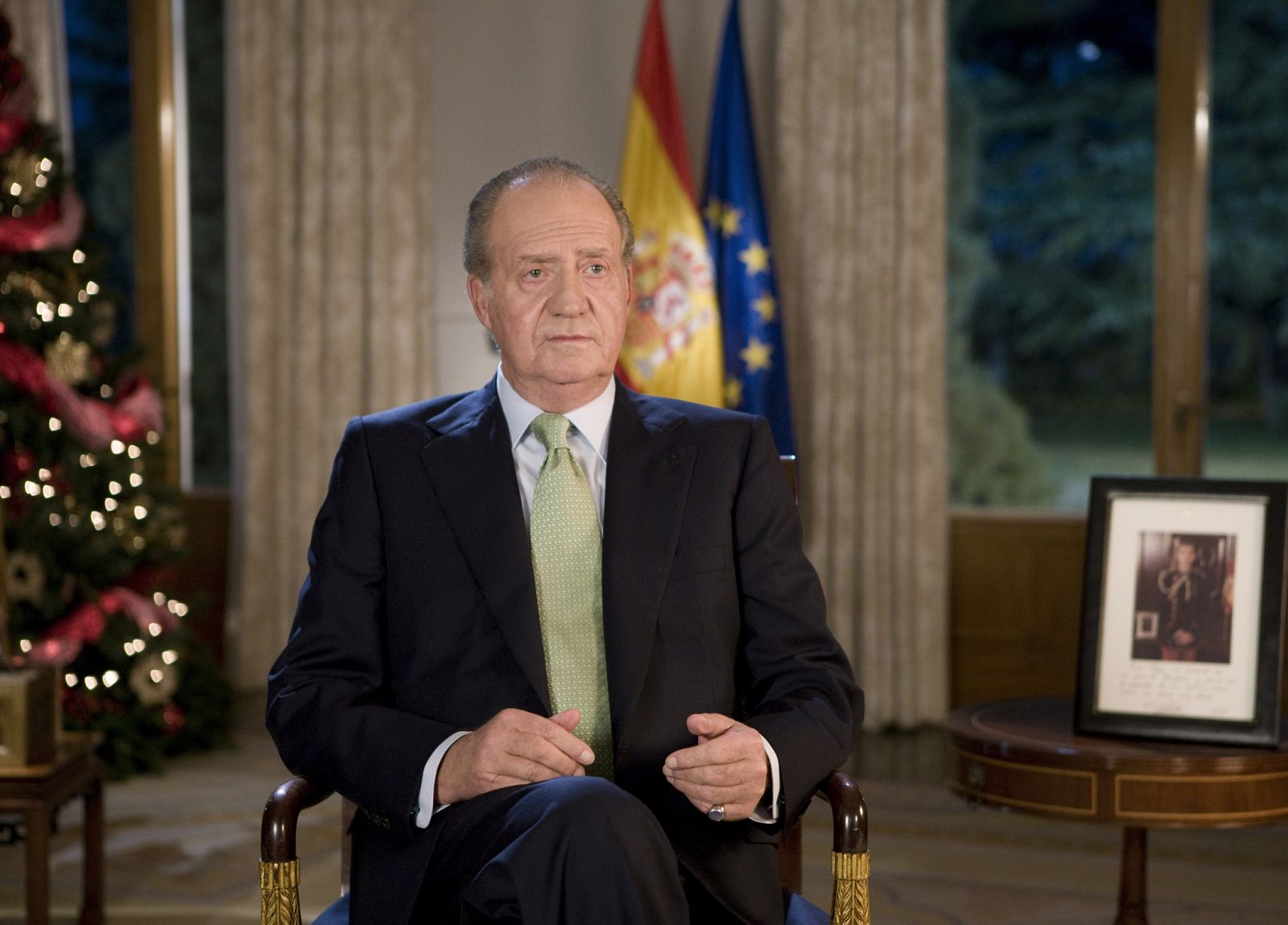 El principe, protagoniza la foto del rey