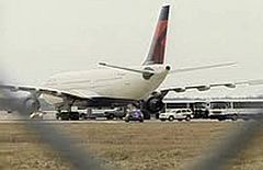 Arrestan a otro pasajero en un vuelo entre Amsterdam y Detroit