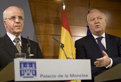 España y Argelia crean un grupo para reforzar el vínculo energético