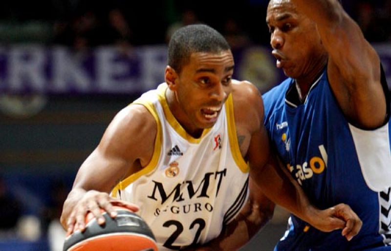 El Real Madrid 'dinamita' al Cajasol en el primer cuarto