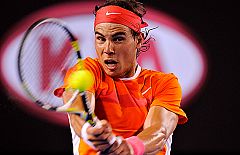 Nadal solventa su primer partido en Australia ante Luczak