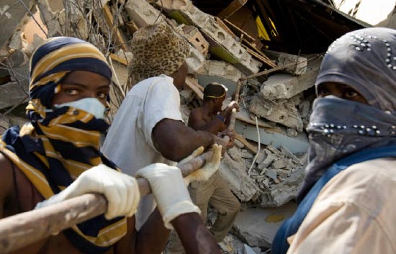 Hallan el cadáver de la subinspectora de Policía Rosa Crespo, tercera víctima española en Haití