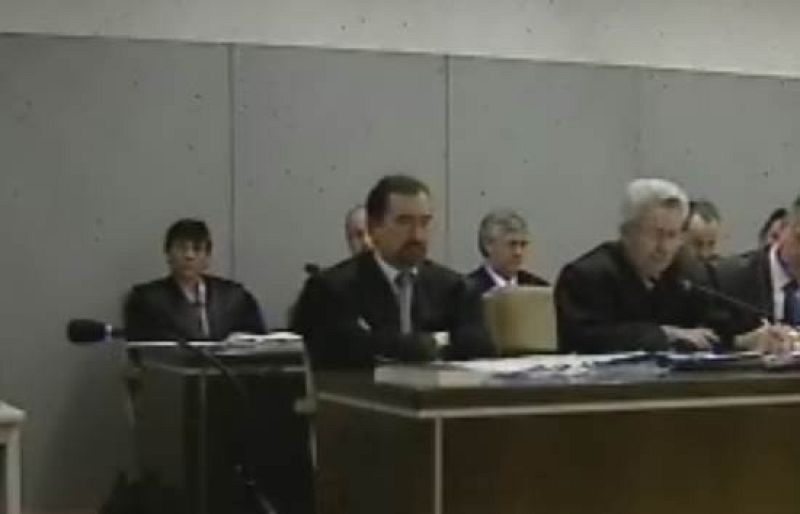 Termina en apenas una hora la primera sesión del juicio civil del Yak-42 al ausentarse la contratista