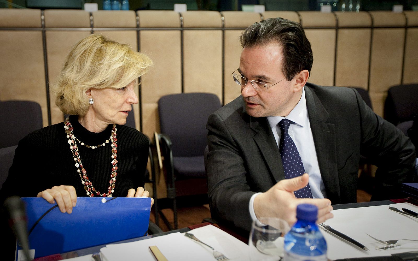 Salgado y Papakonstantinou