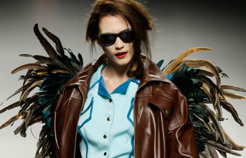 Propuestas dispares y un denominador común, el negro, en la última mañana de Cibeles 