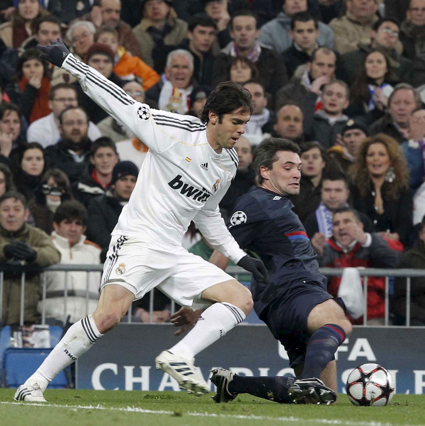 FUTBOL REAL MADRID - OLYMPIQUE DE LYON