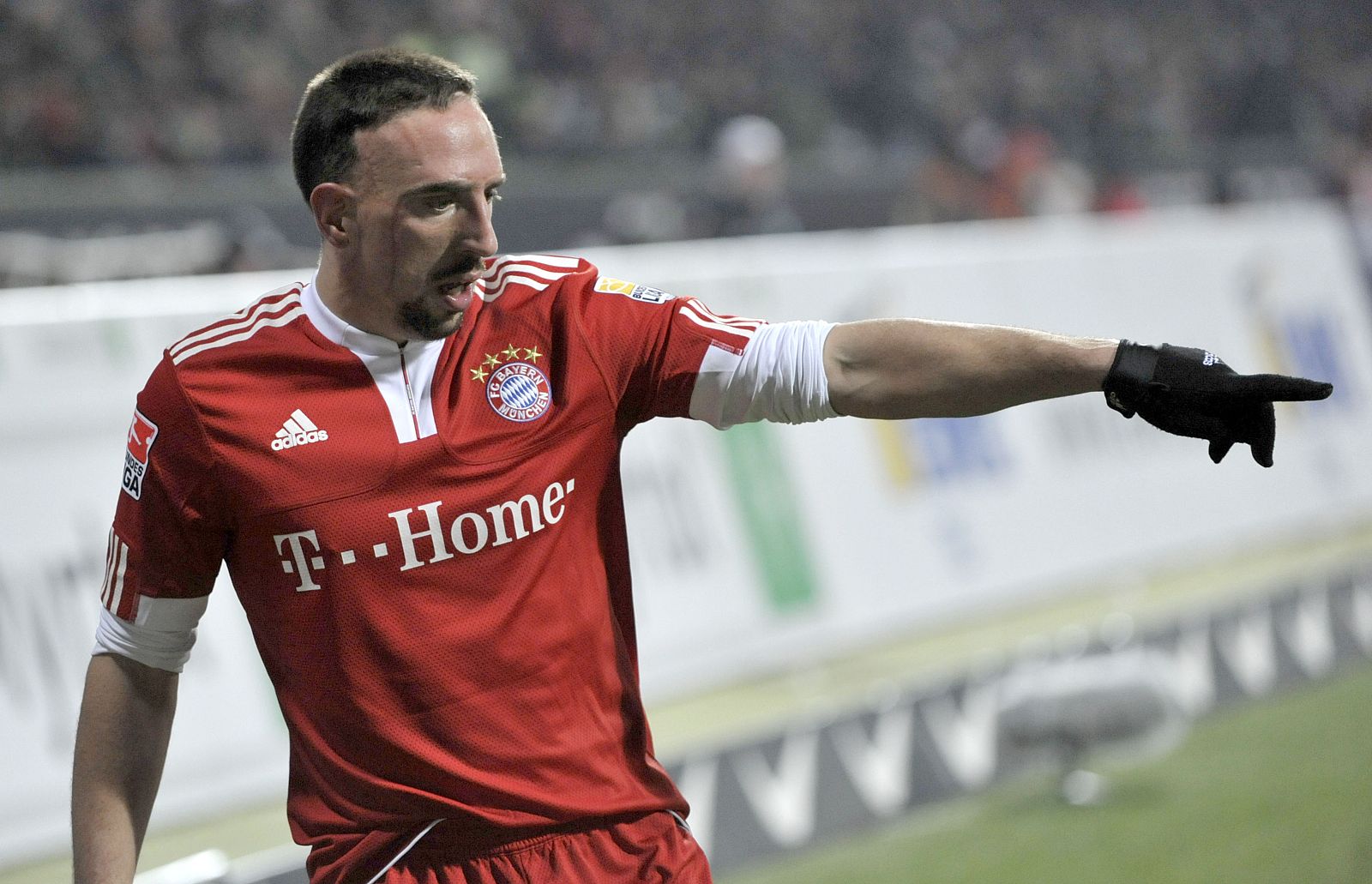Bayern Munich's Ribery gestures during German Bundesliga first division soccer match against Werder Bremen in Bremen