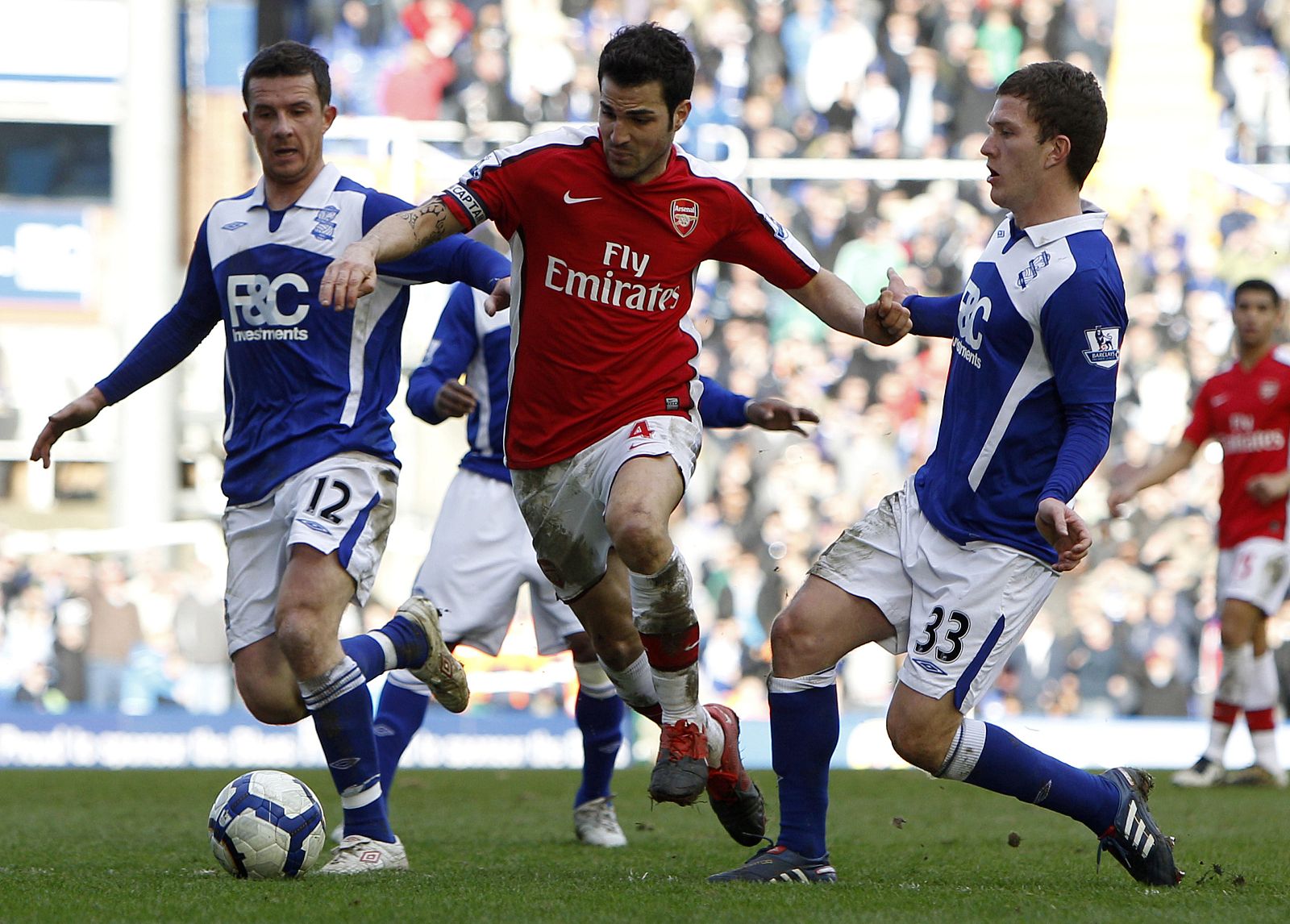 Cesc Fábregas, durante el partido de este sábado ante el Birmingham, que el Arsenal empató a uno