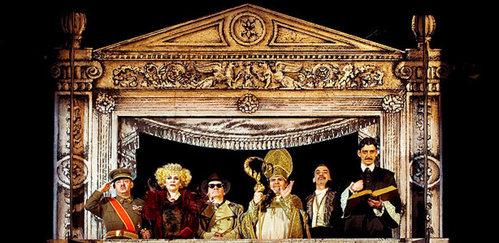 Momento del pase gráfico de "El balcón" de Jean Genet