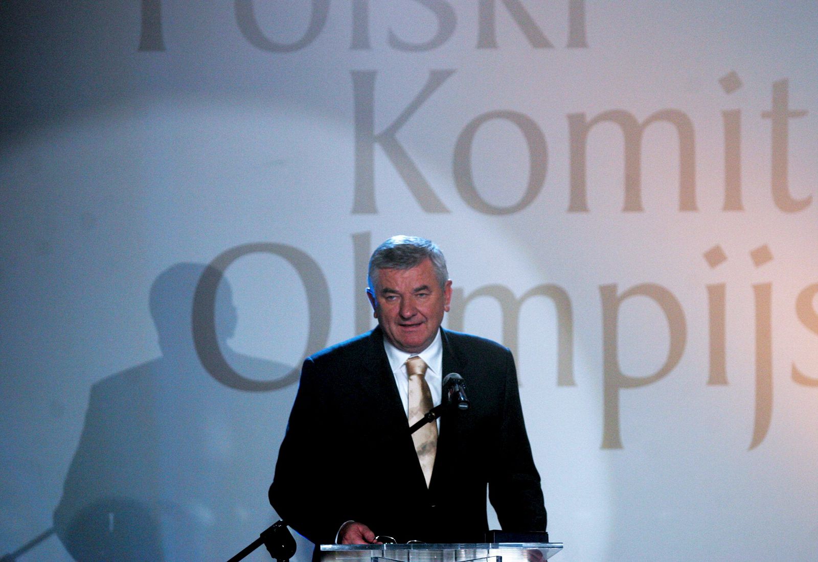 PIOTR NUROWSKI, TAMBIÉN FALLECIDO EN ACCIDENTE AÉREO EN POLONIA