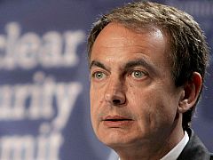 Zapatero defiende reducir los costes laborales "sin tocar los derechos"