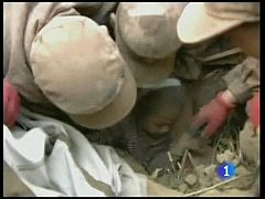 Comienzan a incinerar a los muertos por el seismo en China