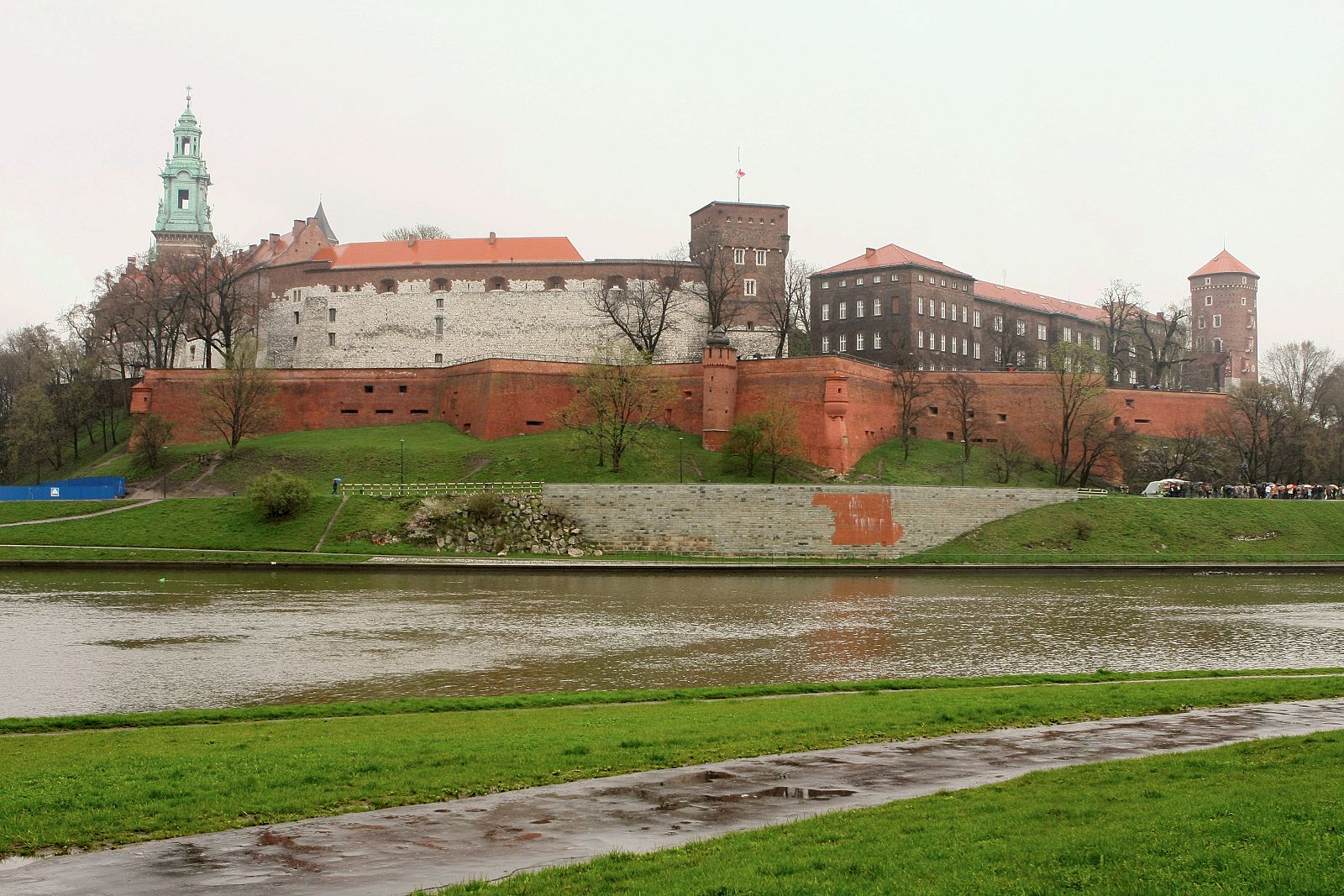 VISTA GENERAL DEL CASTILLO DE WAWEL EN CRACOVIA, (POLONIA)