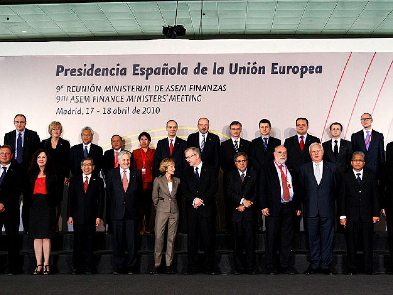 Salgado: "Decir que Bruselas podrá vetar los presupuestos, es exagerar la propuesta" 