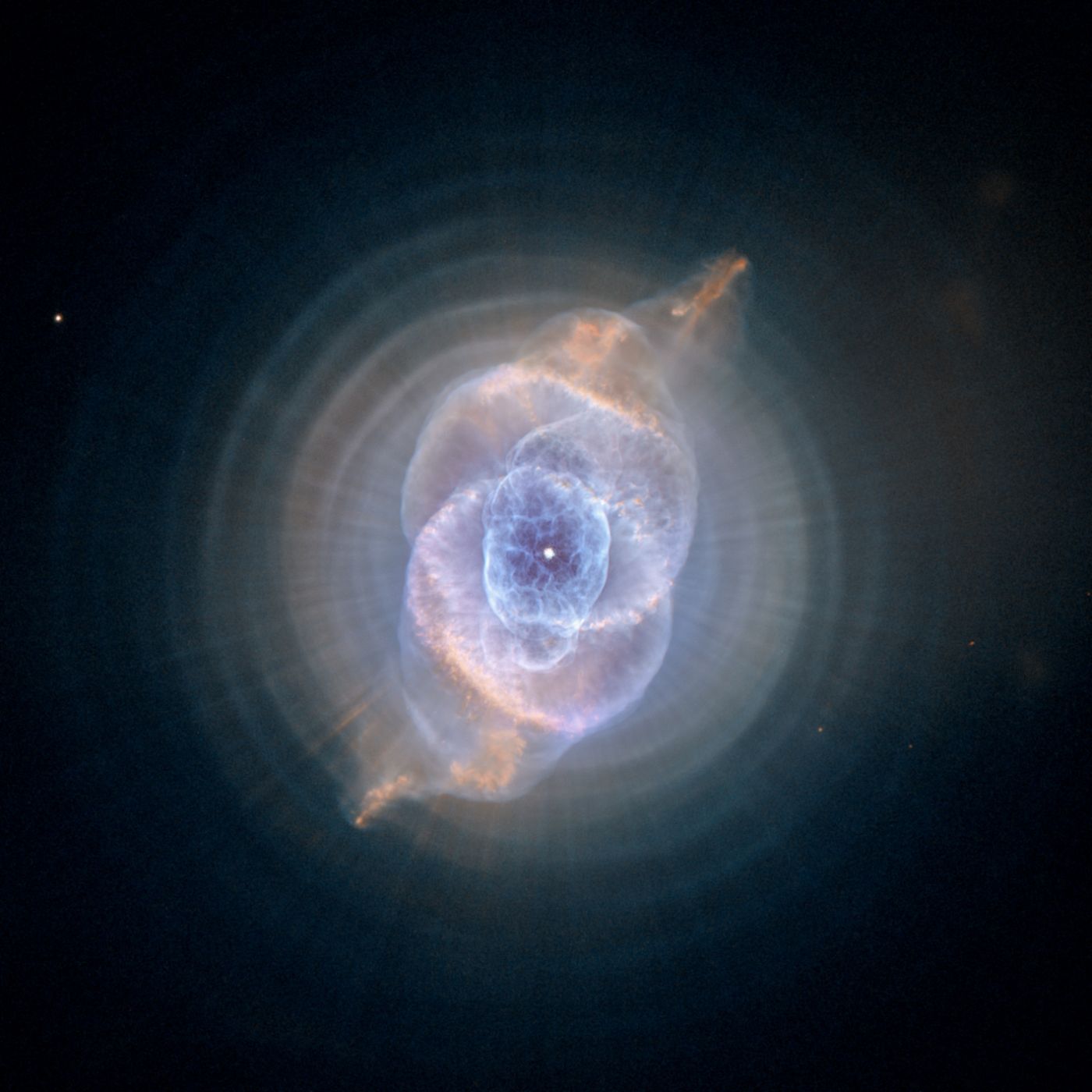 cats eye hubble images