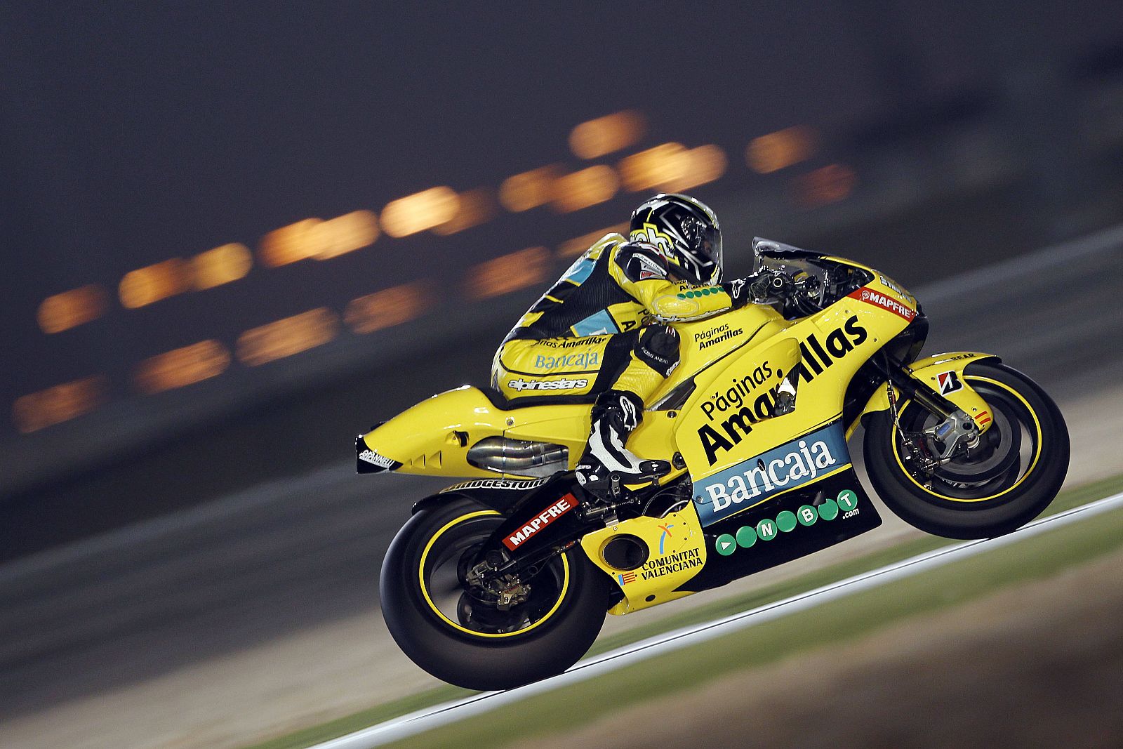 lasmotoenlanoche2010-04