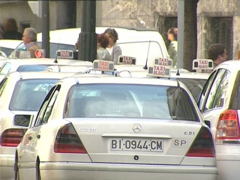 El 11% de los taxistas dan rodeos para cobrar carreras más caras