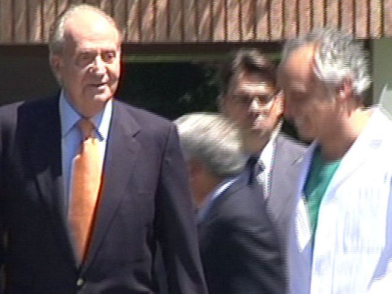 El Rey abandona la clínica de Barcelona donde se recuperaba de la operación: "Estoy bien"