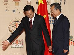 China advierte a Pyongyang de que "no protegerá" a los que atacaron al barco de guerra surcoreano