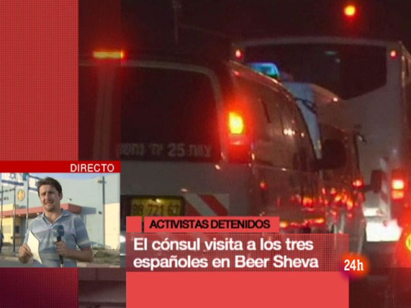 La activista española Laura Arau acepta la deportación voluntaria