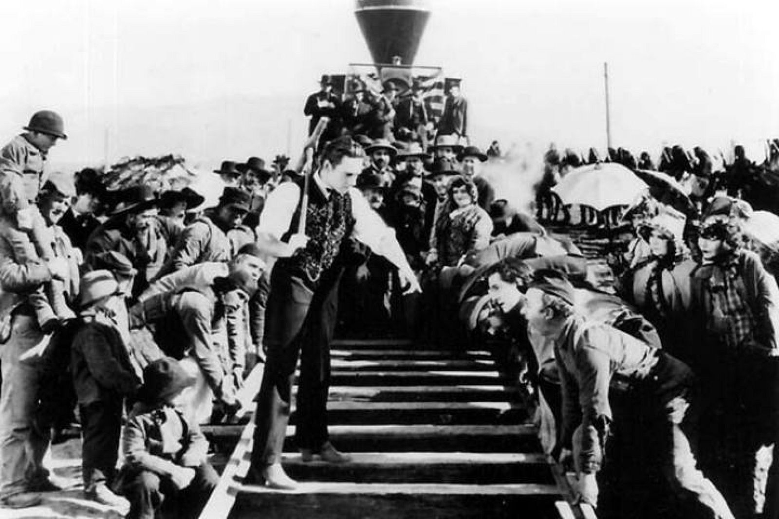 Fotograma de 'El caballo de hierro', de John Ford