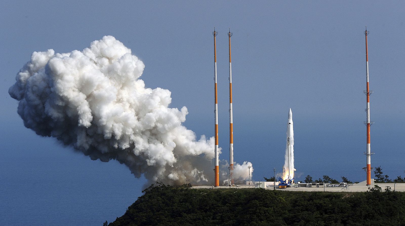 Korea Space Launch Vehicle-1, or Naro-1, is launched from its launch pad at the Naro Space Centre in Goheung