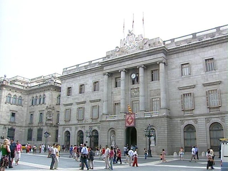 La deuda de las regiones crece casi un 30% y la de los ayuntamientos, un 15% en el primer trimestre