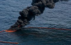 Un documento interno de BP admite que el vertido puede llegar a los 100.000 barriles al día