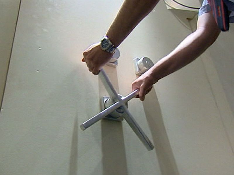 Los inspectores denuncian "trato de favor" con los presuntos defraudadores en Suiza