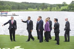 El G-8 condena a Corea del Norte, advierte a Irán y apremia al presidente afgano