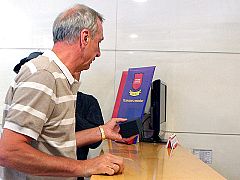 Andoni Zubizarreta toma el testigo de Begiristain en el Barça