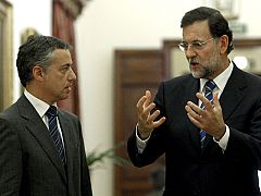 Rajoy y Urkullu salen satisfechos de su reunión para normalizar las relaciones entre PP y PNV