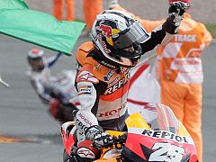 Pedrosa completa el triplete español en Alemania