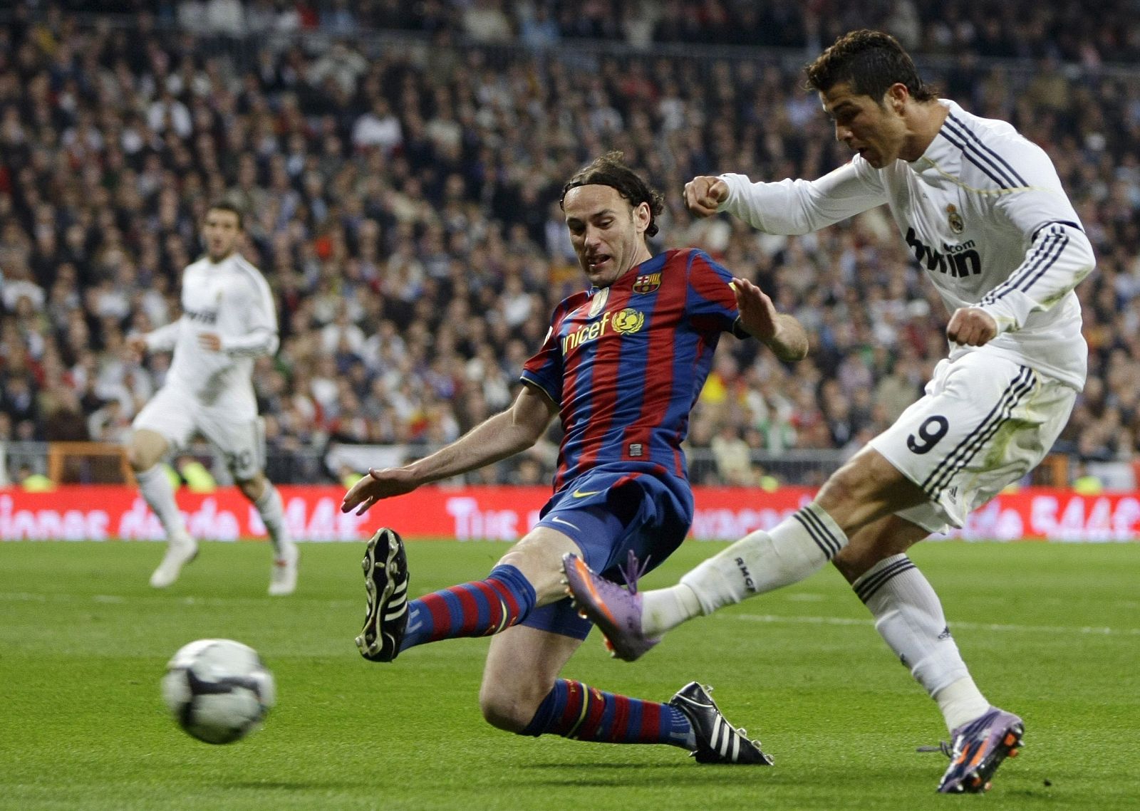 El Barça-Madrid se jugará el 28 de noviembre, y la vuelta en el Bernabéu, el 17 de abril