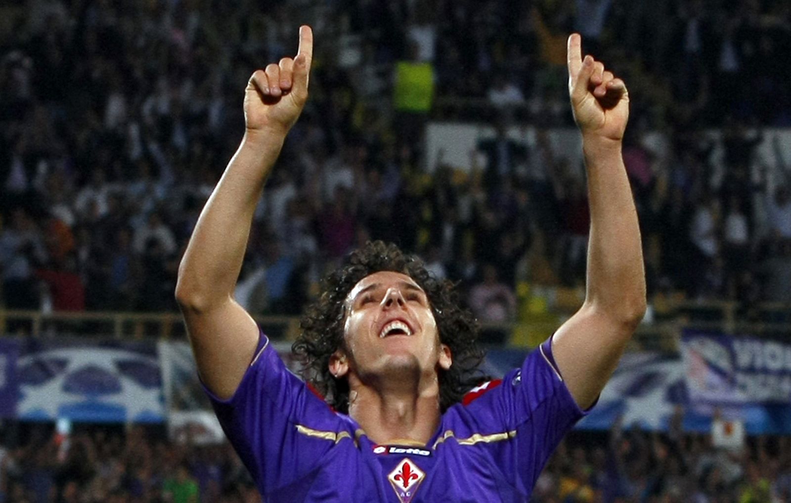 Fiorentina's Stevan Jovetic celebrates after scoring against Liverpool during their Champions League soccer match in Florence
