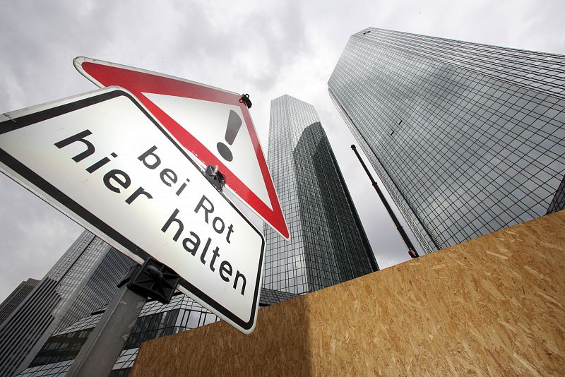 Seis bancos alemanes ocultaron datos de deuda soberana en los test de estrés, según el FT