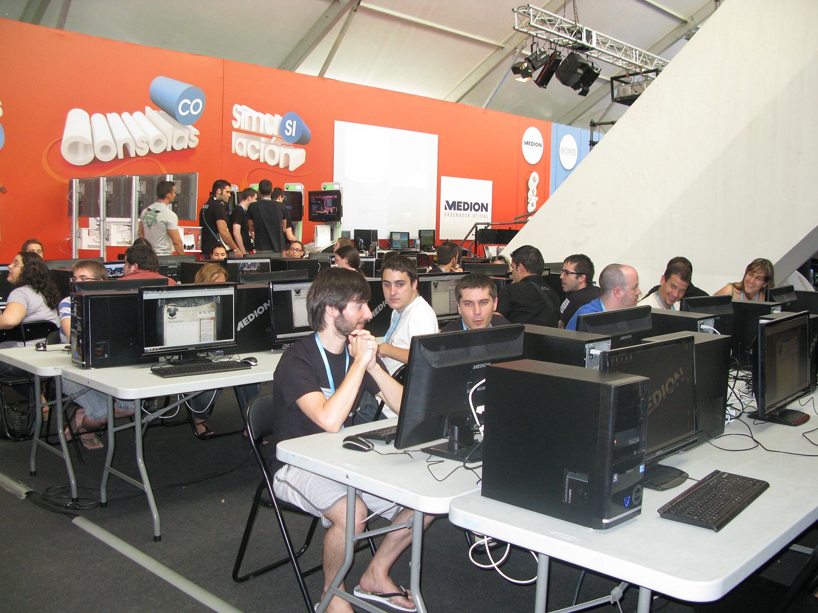 Los campuseros juegan un torneo