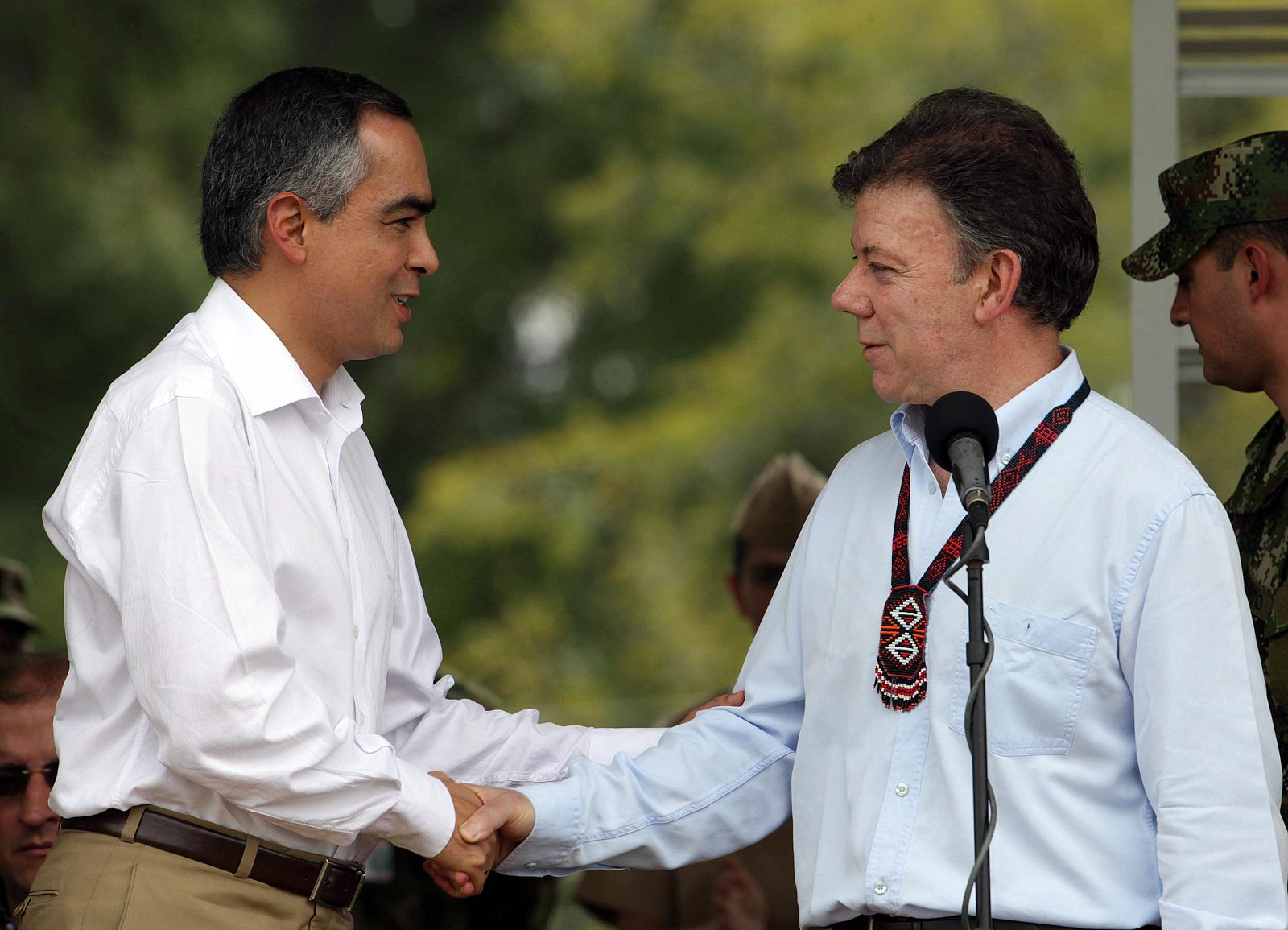 GOBIERNO OFRECE MÁS DE 275.000 DÓLARES POR INFORMACIÓN DE ATENTADO EN BOGOTÁ