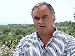 González Pons: Trinidad Jiménez es "la marca blanca" de Zapatero