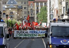 Marcha en San Sebastián "en defensa  de Euskal Herria" y a favor de presos etarras