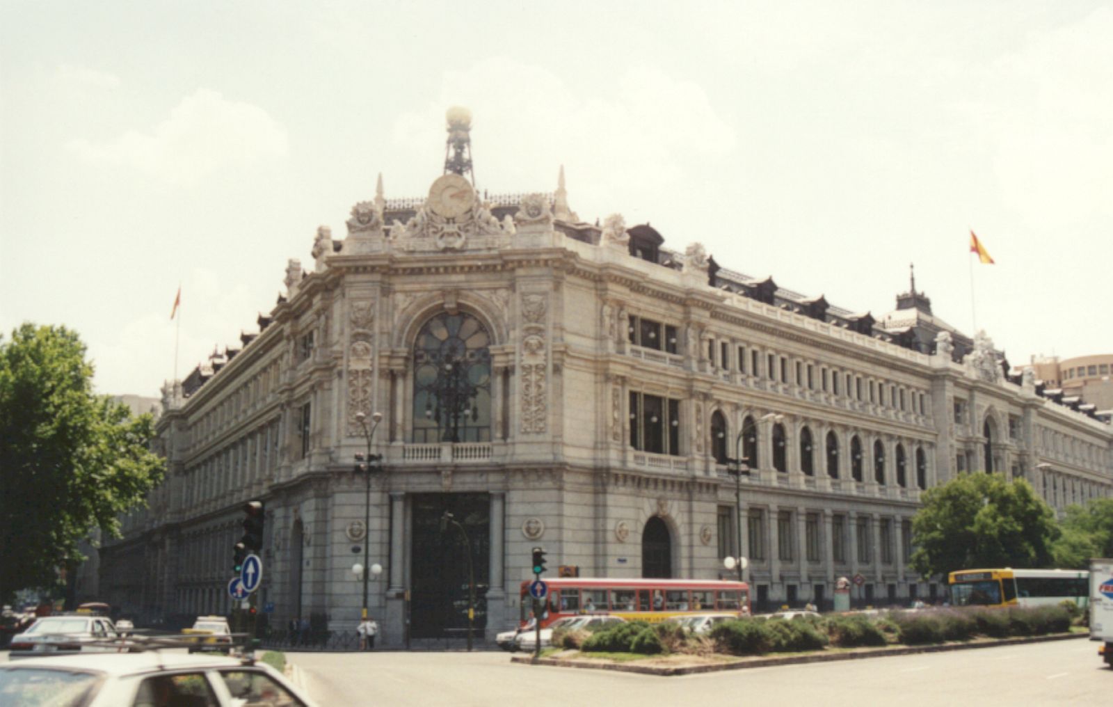 Fachada del banco de España