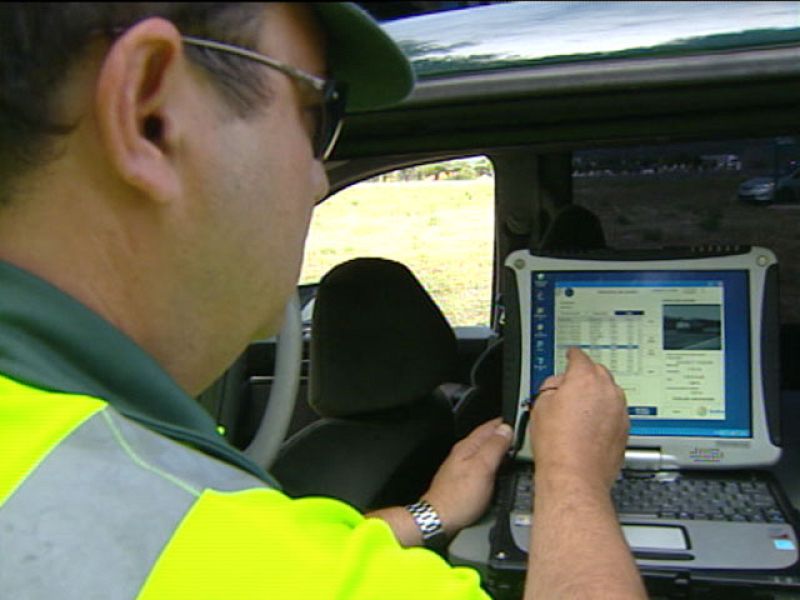 La DGT estrena radares para pillar "in fraganti" a los conductores extranjeros