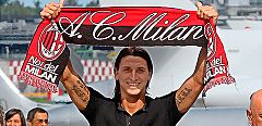 Ibrahimovic: "No me iré del Milan hasta que no gane todo"