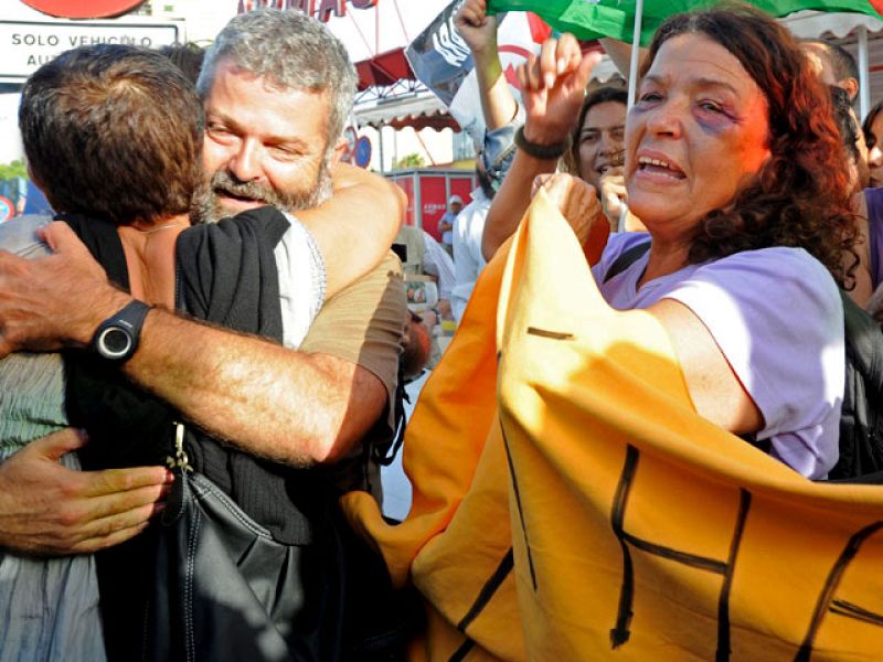 Llegan a Las Palmas los activistas españoles tras los incidentes de El Aaiún 