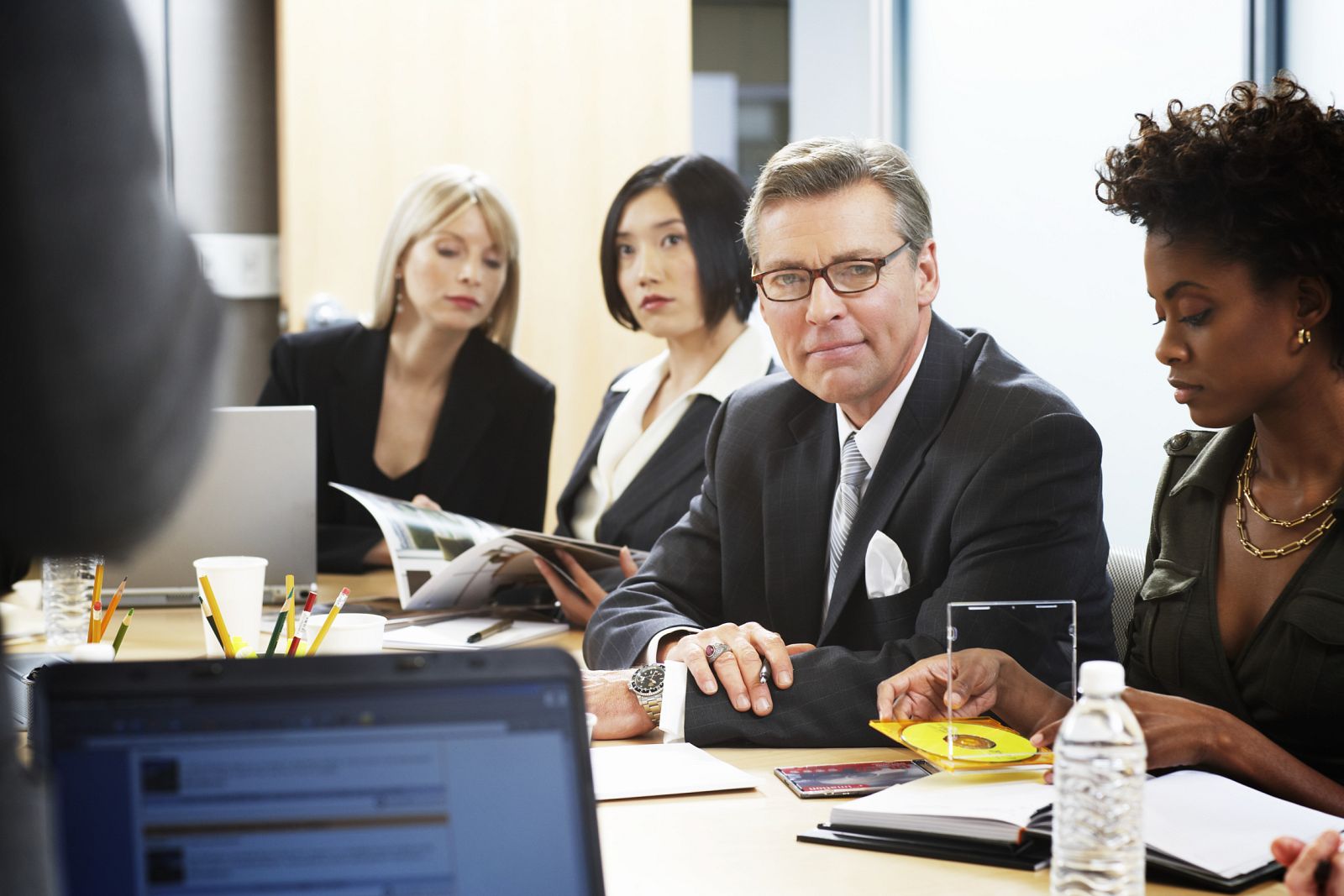 El coste laboral modera su crecimiento hasta el 0,3% en el segundo trimestre