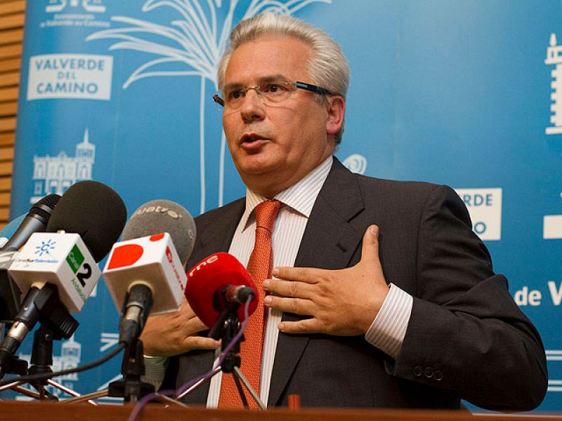 Garzón: "No he recibido ni un céntimo más de lo estipulado por la Universidad de Nueva York"