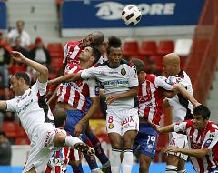 El Sporting consigue la victoria con sufrimiento ante el Mallorca