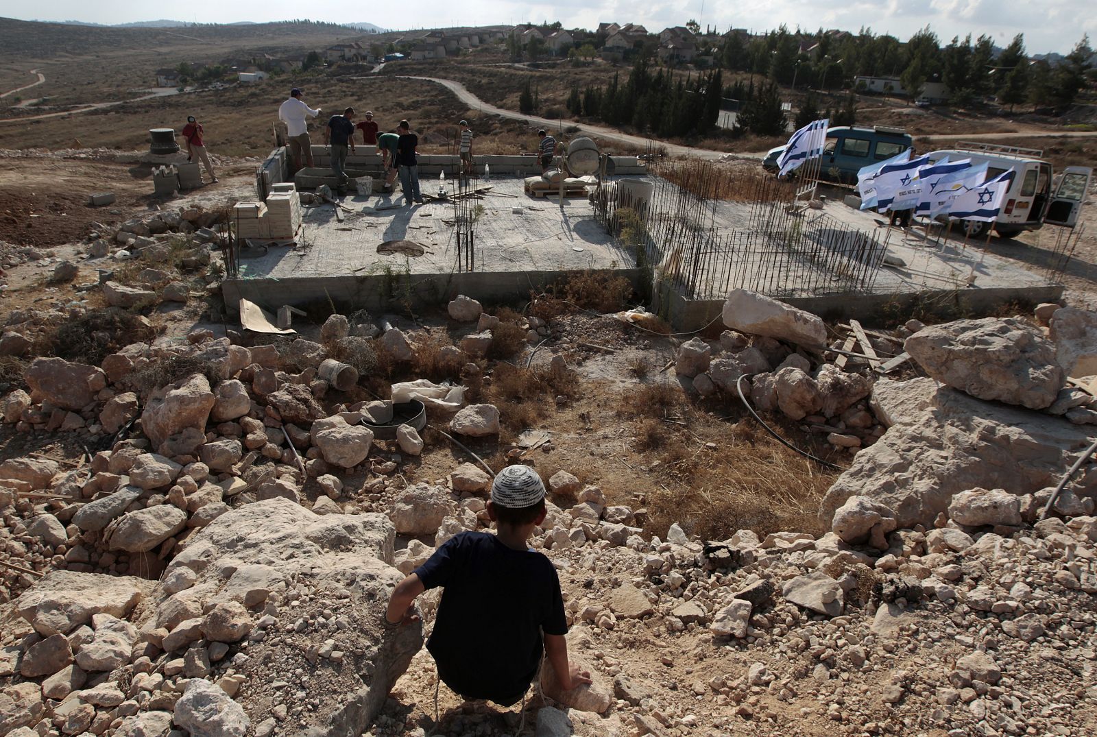 Colonos judíos desafían la congelación de asentamientos en Hebrón.