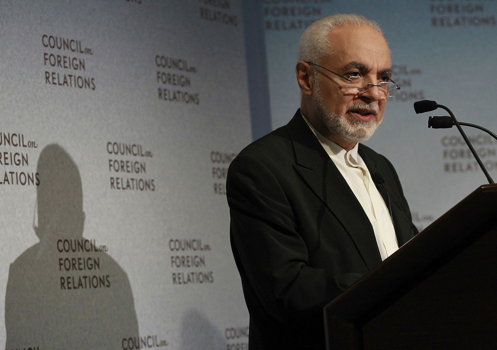 Imam Feisal Abdul Rauf speaks at the Council on Foreign Relations in New York