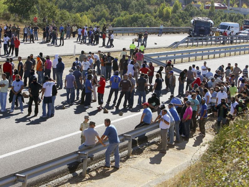 Almunia precisa que la decisión europea sobre las ayudas del carbón "va por buen camino"